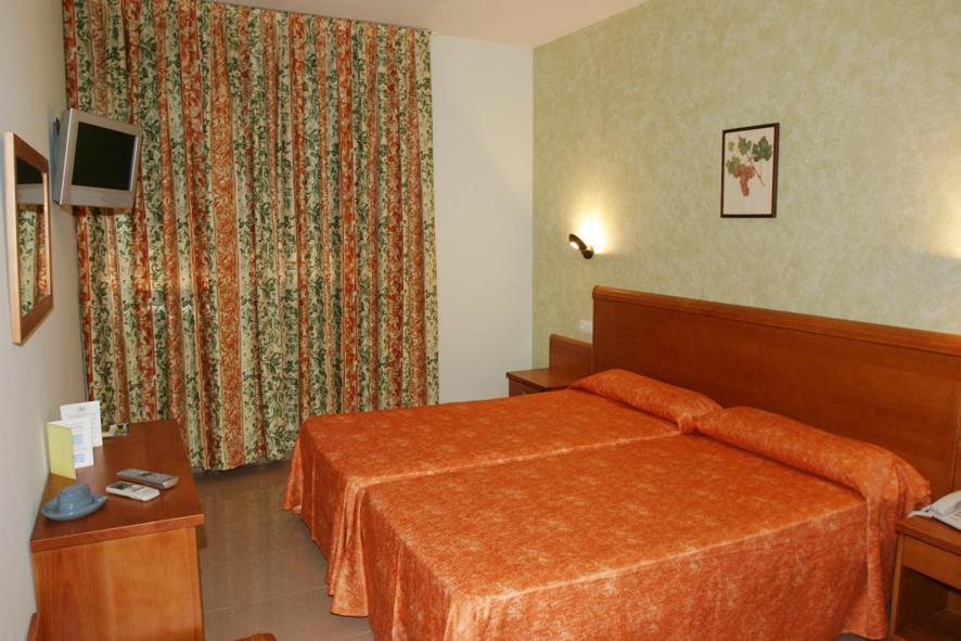Hotel Fonda Neus Sant Sadurní dʼAnoia Cameră foto